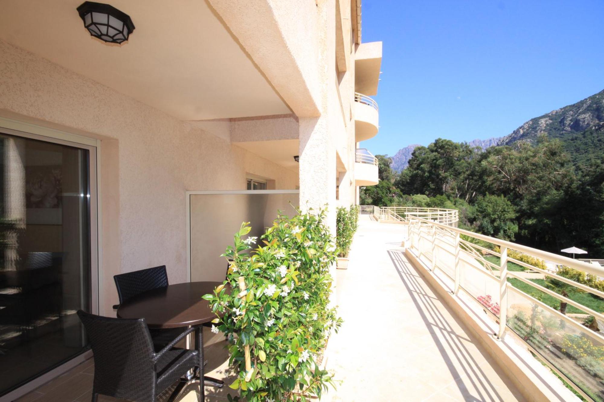 Hotel Et Residence Costa Rossa Porto  Εξωτερικό φωτογραφία